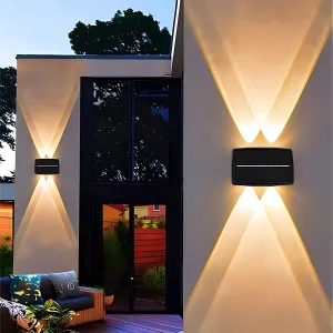 Eisenstadt - Solar LED Outdoor Wall Lamp