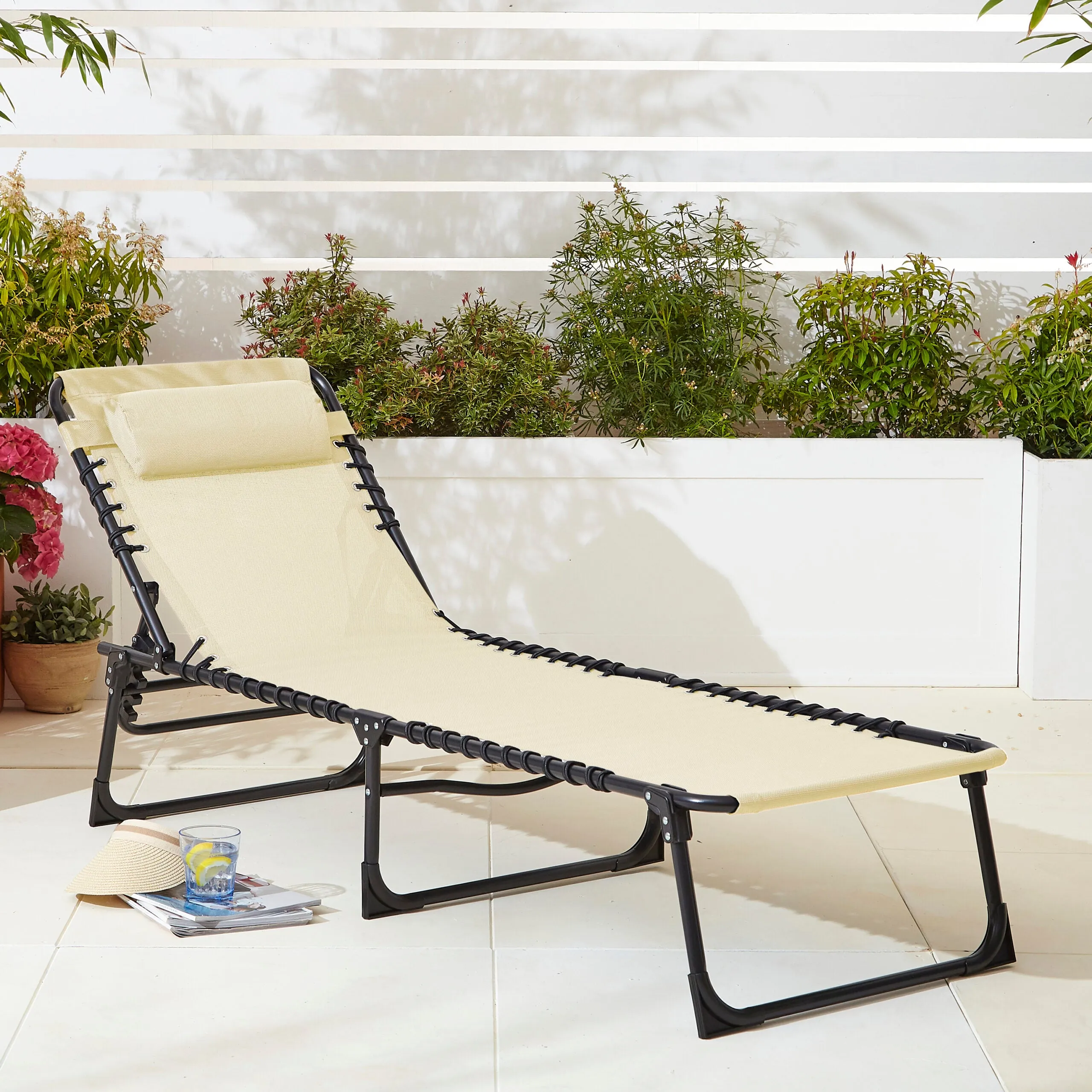 Neo Pair of Cream Outdoor Garden Folding Sun Loungers