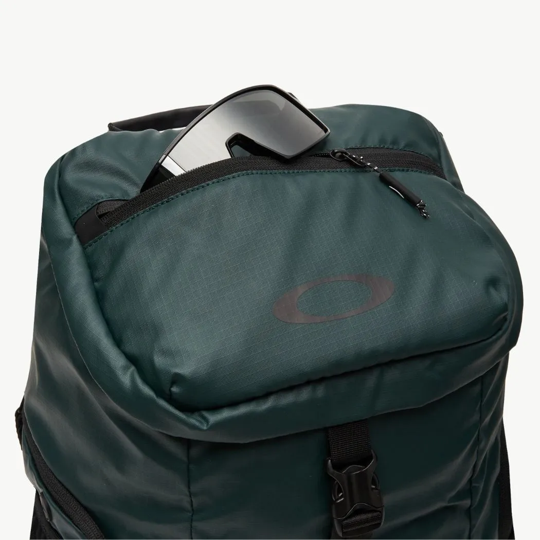 oakley Road Trip RC Backpack