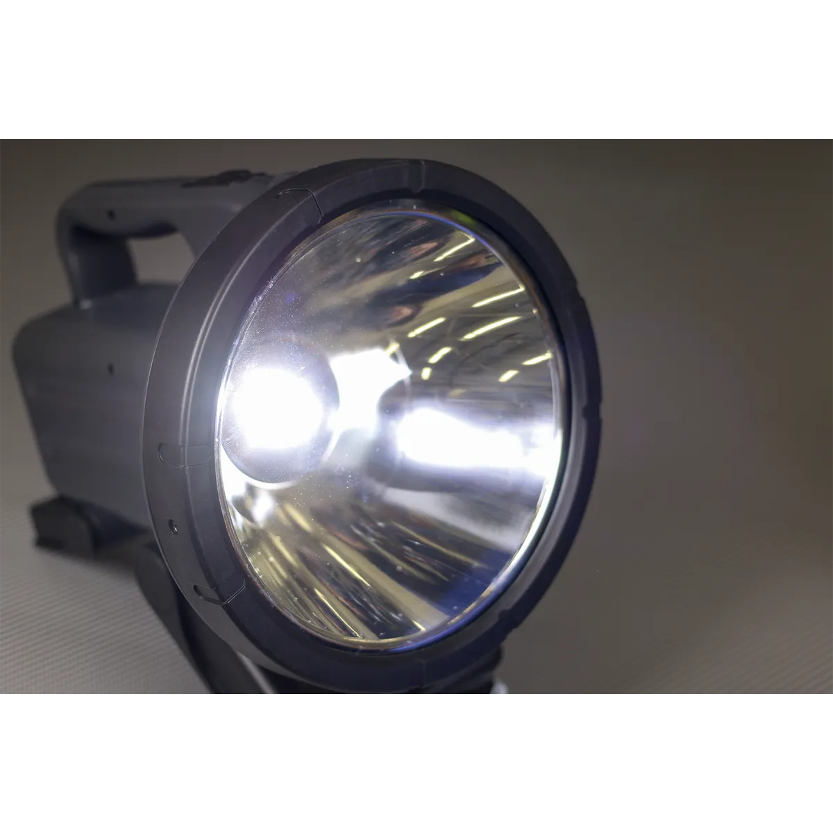 Rechargeable Spotlight 30W CREE LED